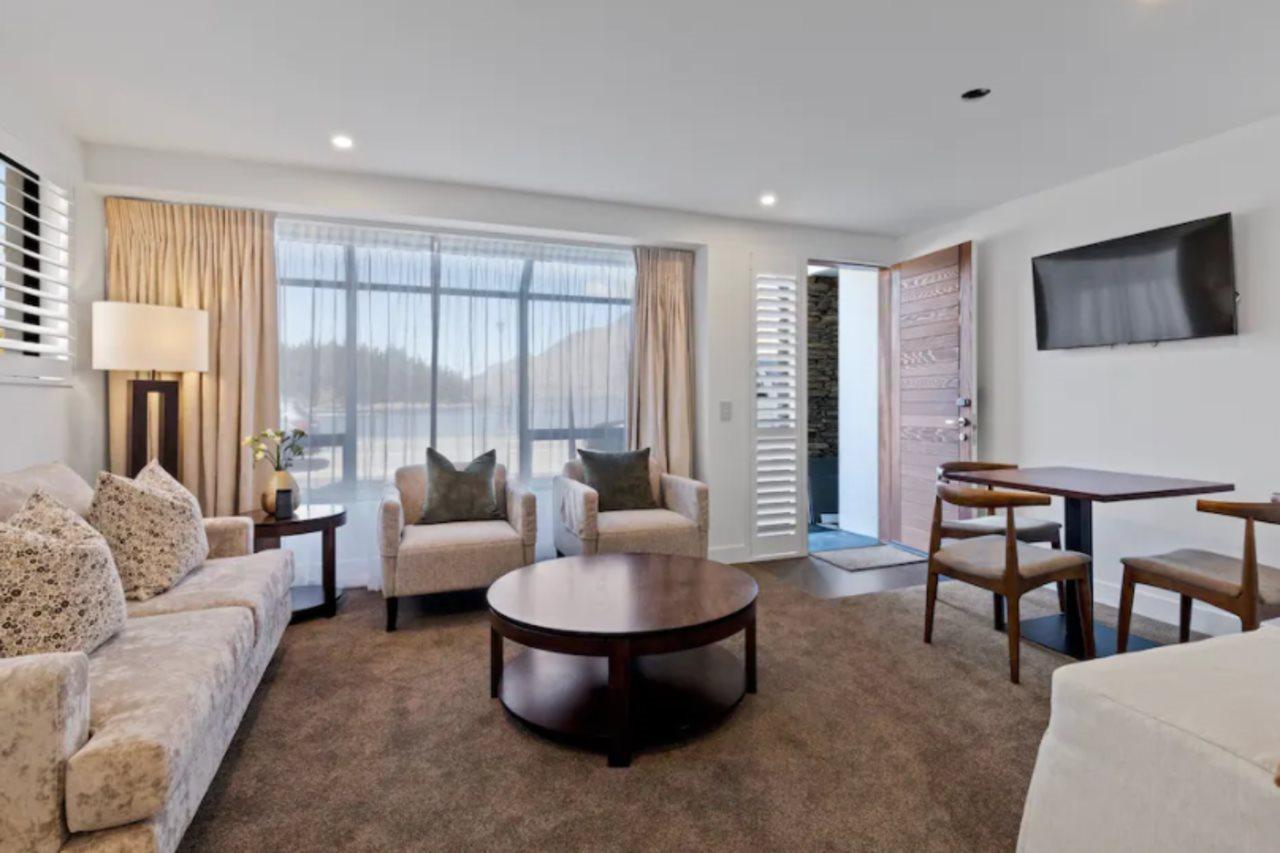 Queenstown House Lakeside Bagian luar foto